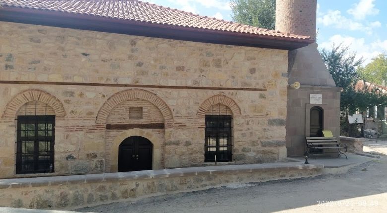 Ali Yakut Köyü Camii Kaynak: Google Haritalar | Özkan Demirel